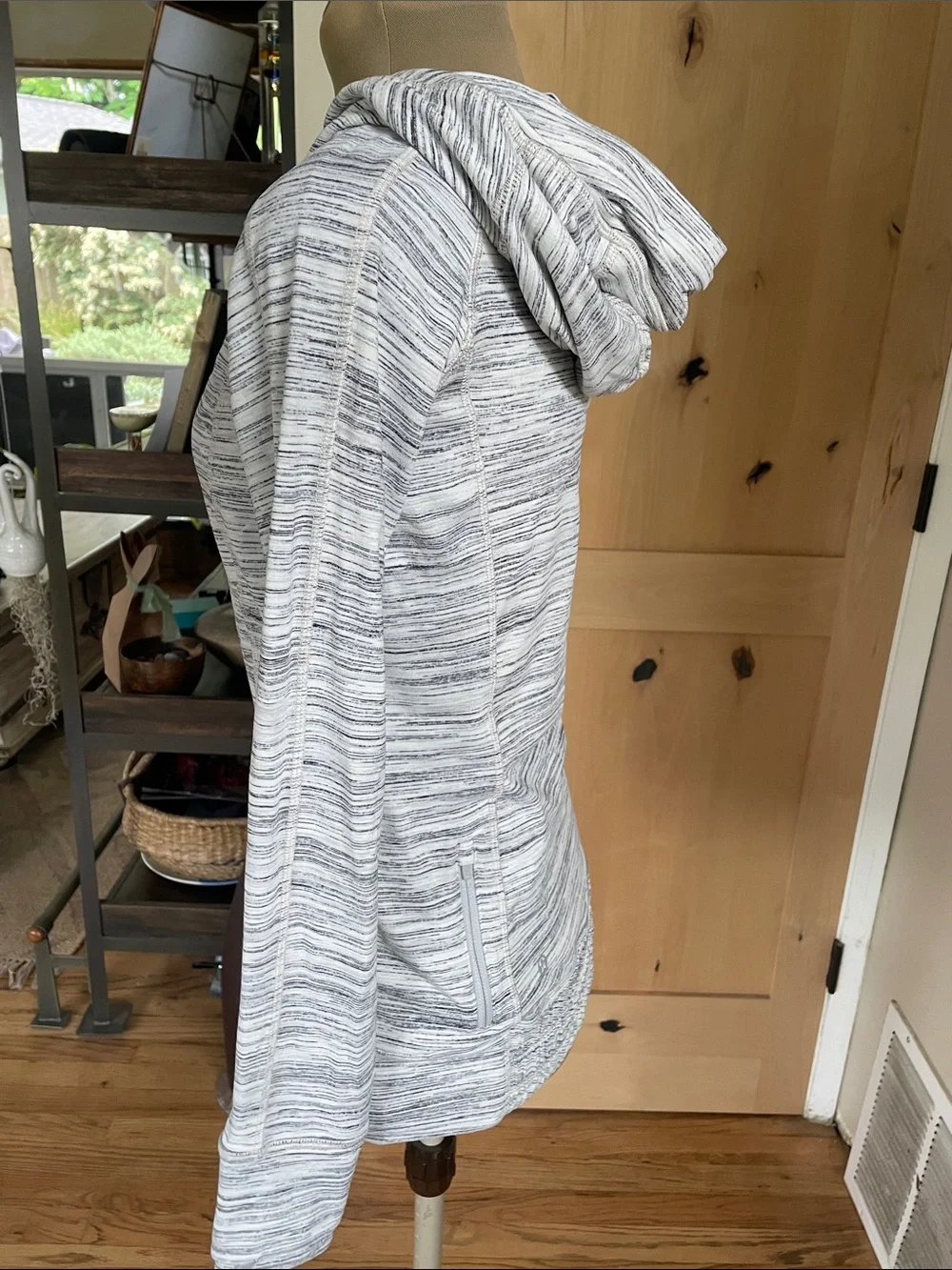 Lululemon Think Fast hoodie